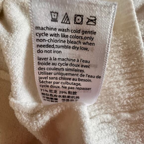 Barefoot Dreams CozyChic Pearl Sweatshirt Hoodie Pullover Small Minimalist NWT - Picture 10 of 11